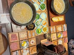 -银米·云南传统过桥米线(双廊黑金冠店)