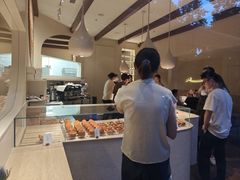 -VERIE BAKEHOUSE