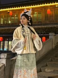 -一揽芳华汉服旗袍体验馆(拙政园店)