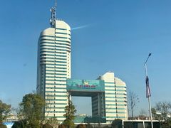 -黄兴南路步行商业街