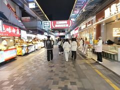 -万达广场(南昌红谷滩店)