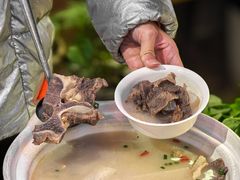 -霄汉牛三鲜湖北砂锅菜(万松园2店)