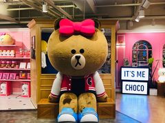 -LINE FRIENDS Garosu-gil Flagship Store