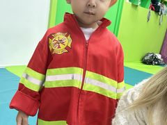 -爱睿思儿童早教亲子游泳(万象城店)