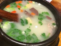 -满园烤鸭·春饼(太原街万达店)