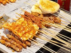 -卞二小串·鹤岗烧烤·坑烤(永定路店)