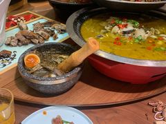 -有红鸡毛店·川菜(建设路店)