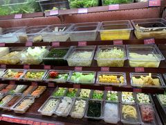 -小蛮椒麻辣烫·麻辣拌(青浦宝龙店)