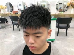 -迈丝发型艺术