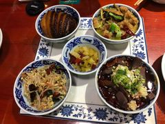 -窄巷子陕菜馆·地道陕西菜(粉巷店)