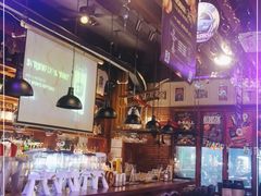-鲨鱼美式餐厅酒吧Sharky