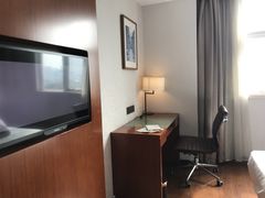 -和颐酒店(广州琶洲会展中心广州塔赤岗地铁站店)