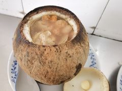 原只椰子炖走地鸡-達揚原味燉品(文明路店)