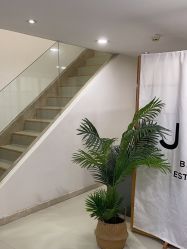 -JNK皮肤管理中心