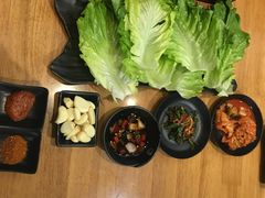 -肉甲韩国木炭烤肉(新壹街1店)