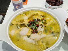 老坛酸菜鱼-鱼你在一起(新森兰花园城店)