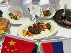 精选安格斯牛排拼大虾-马克西姆俄罗斯餐厅(通亚街店)