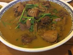 -闯关东东北农家菜(崂山石老人店)