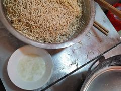 干拌面-松树干拌面店