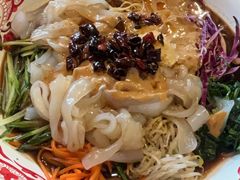 -闯关东东北农家菜(崂山石老人店)