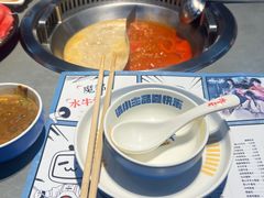 -生活如沸·顺德水牛奶火锅(人民广场店)