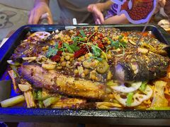 -后院烤吧·木炭烧烤·烤鱼·云贵川火锅(忻州古城店)