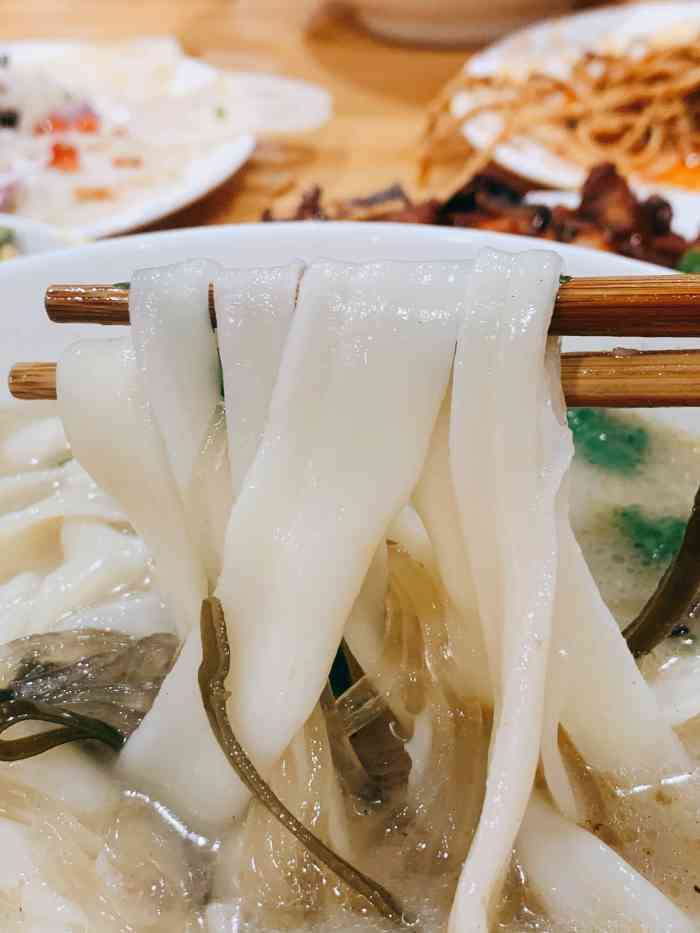 黎记烩面馆(民安路店)-"一直是他们家的忠实粉丝,小时候是吃咖喱烩.