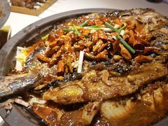 -鸣记脆皮烤鱼·海鲜烤鱼(三八广场店)