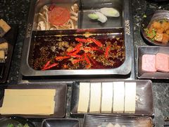 -重庆九记老火锅(广场店)