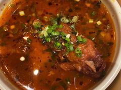 -渝是乎酸菜鱼(龙旗购物中心店)