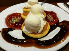 -Pancakes on the rocks(Darling Harbour)