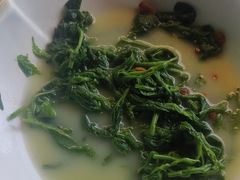 -五谷芳乳鸽王(海景店)