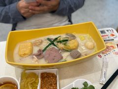 -谭仔米线(皇庭广场店)