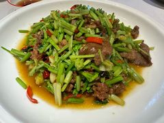 湘味炒牛肉-小厨师·二十年沈家门小海鲜(百井坊巷店)