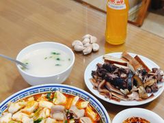 -天发芽·何记葫芦头泡馍·传统小吃(报恩寺街店)