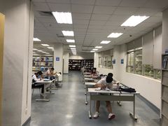 -南山图书馆(常兴路店)