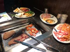 -阪尚皇·原切牛排·烤肉火锅自助(北京路店)