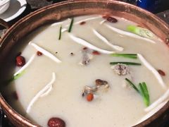 胡椒猪肚鸭骨锅-三人行骨头王火锅(长寿店)