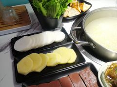 -牛鲜胜·潮汕牛肉自助火锅(番禺市桥店)
