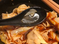 红油抄手-青石桥老瓦房肥肠粉总店(青石桥总店)