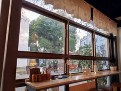 -猫的天空之城概念书店(杭州南宋御街店)