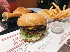 -The Habit Burger Grill 哈比特汉堡(爱琴海店)