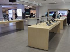 -华为授权体验店(中山公园来福士)
