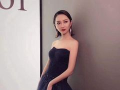 -圣霏亚礼服租赁·主持人服装租赁(上海静安总店)