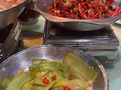 -昱龙大盆牛蛙馆(三兴街总店)