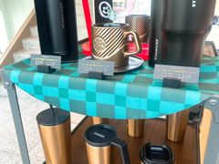 -星巴克(湖州凤凰时代广场店)