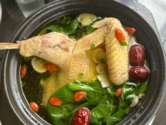-七的湖·晚芳亭·阳澄湖农家菜·大闸蟹(莲花岛店)