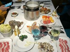 -领鲜活海鲜榴莲自助火锅(东门店)