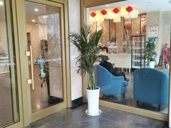 -雅夫酒店(西安市图书馆地铁站店)