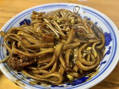 -珠宝街老左杂酱面馆
